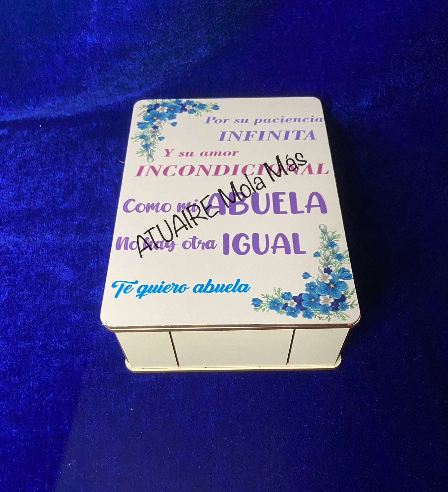 Caja de madera para la abuela